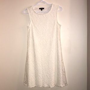 Jessica Sleeveless Lace Dress